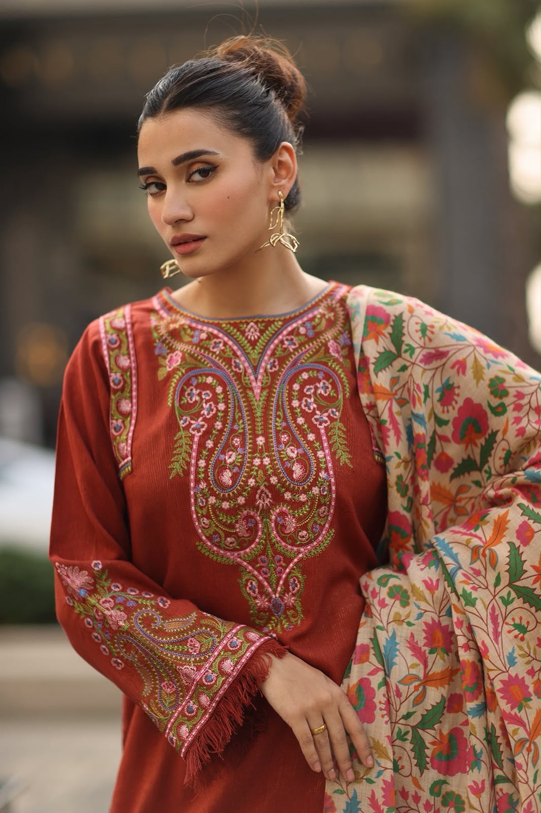 Dhanak embroidered luxury unstitched 3pc suit